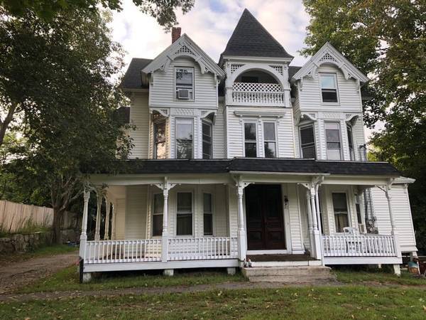 Building Photo - 21 Pleasant St