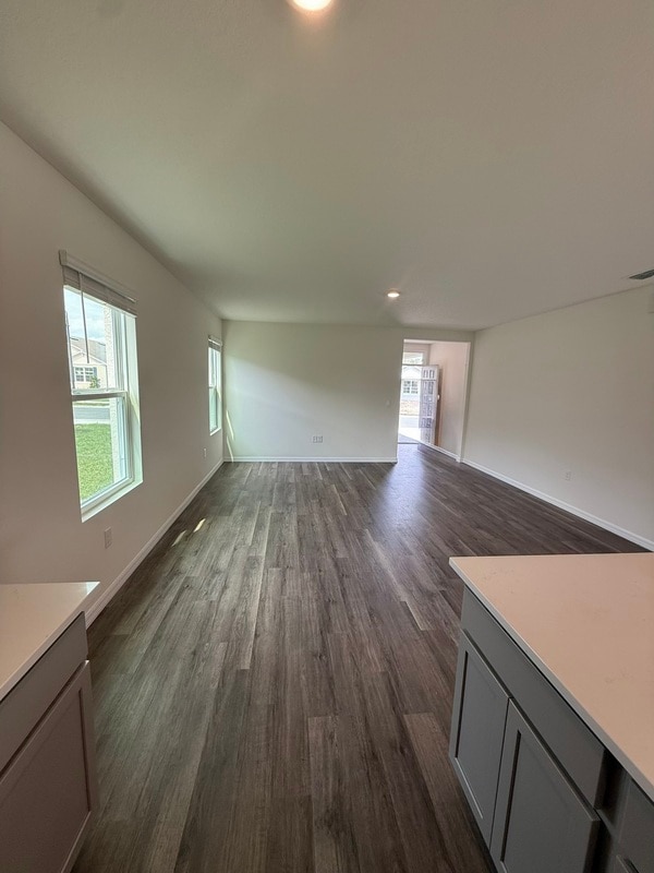 Building Photo - 5490 Hayloft Dr