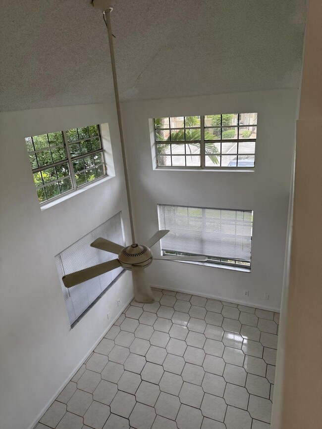 Building Photo - 6601 Via Regina