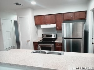 Building Photo - 7526 Valley Oak