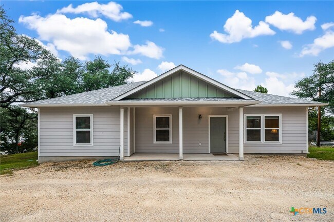 Building Photo - 446 W Overlook Dr