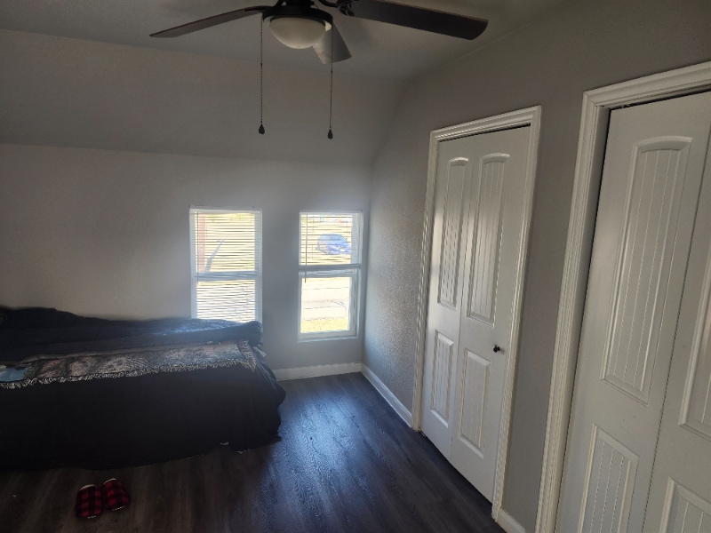 Building Photo - 714 E Lamar St