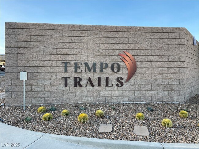 Building Photo - 4919 Olive Mesa Ave