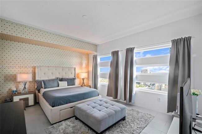 Building Photo - 1040 Biscayne Blvd