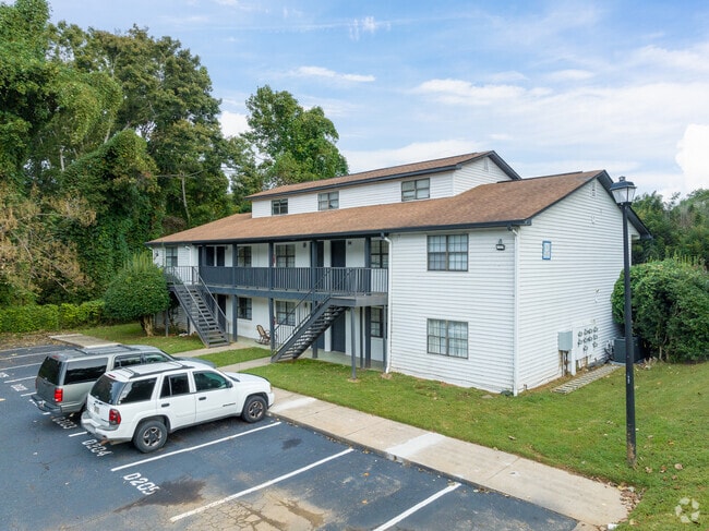Building Photo - Pinebrook Place Apartments
