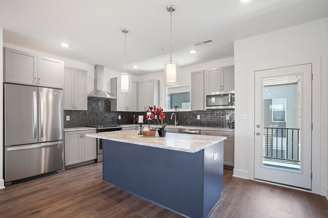 Stainless Applinaces - 727 N Illinois St