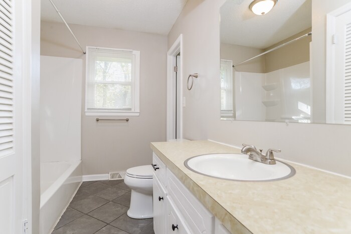 Building Photo - 9727 Marsh Ave