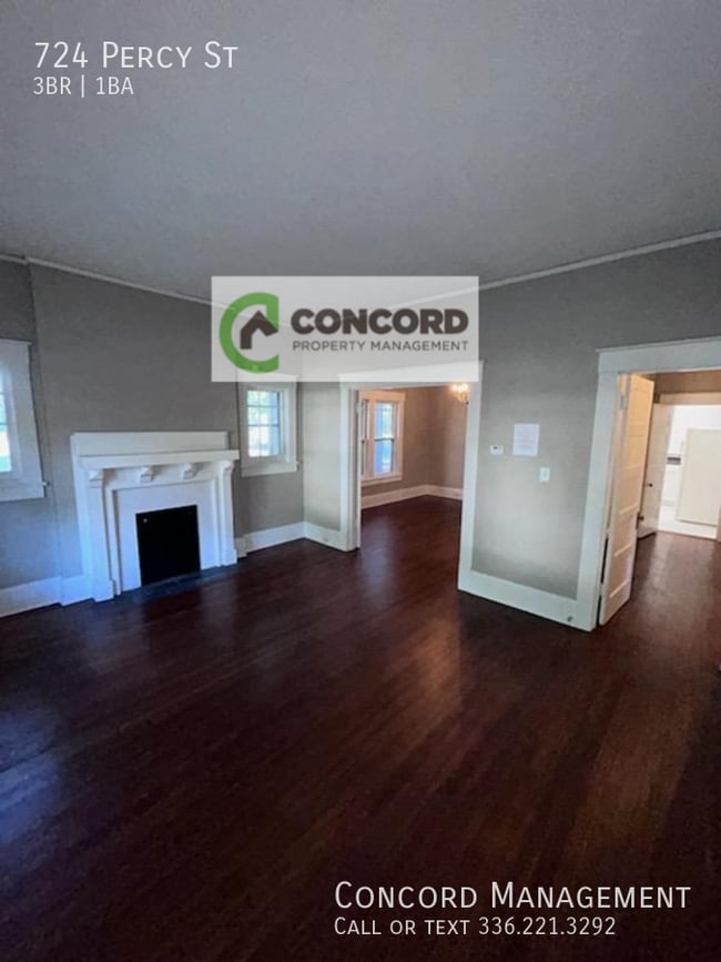 Building Photo - 724 Percy St