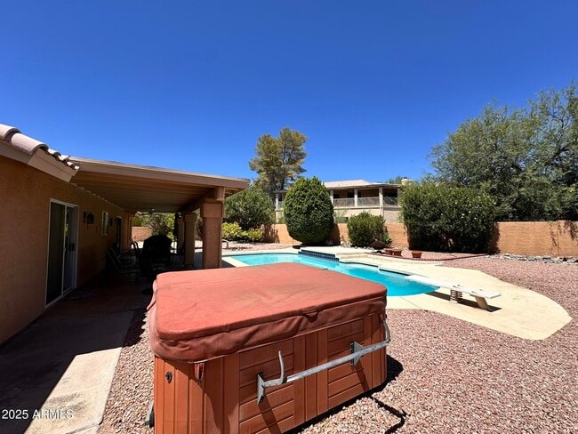 Building Photo - 16040 N Boulder Dr