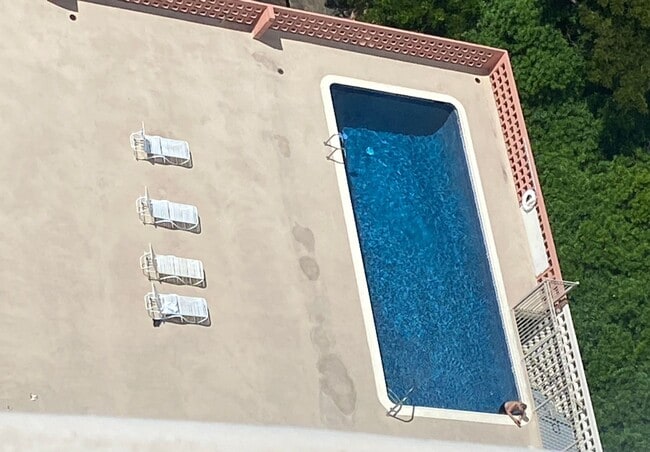 Building Photo - prsq1007