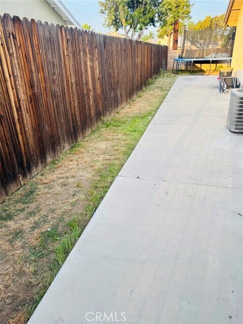 Building Photo - 15473 Cam Grande