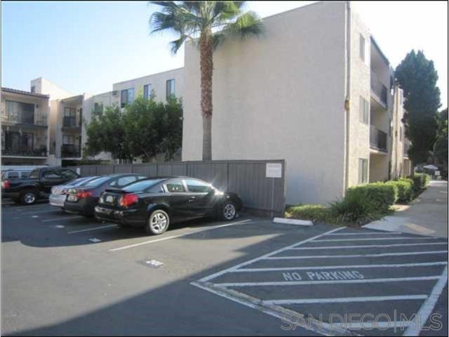 Building Photo - 6780 Friars Rd