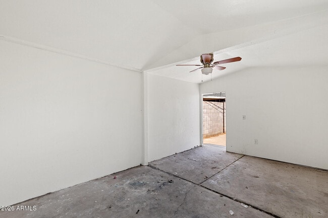 Building Photo - 2246 W Sierra St