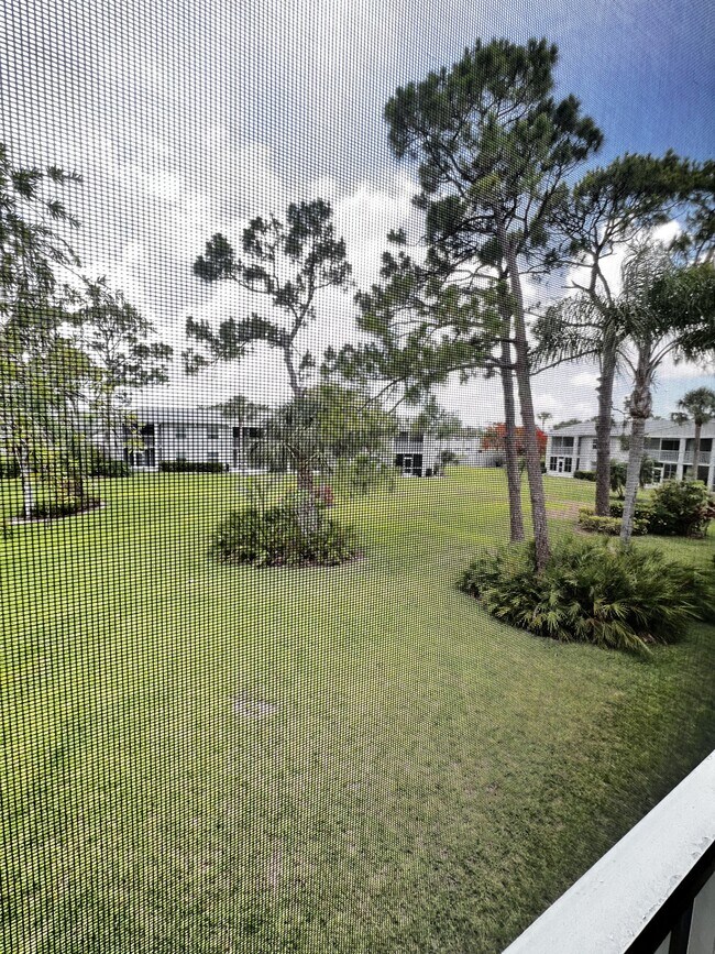 Building Photo - 7104 Nantucket Cir