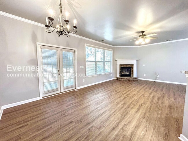 Building Photo - 2221 Nottley Dr