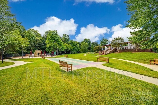Building Photo - 849 Platinum Dr