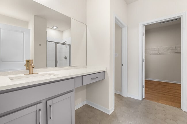 Building Photo - 2406 Ownby Ln