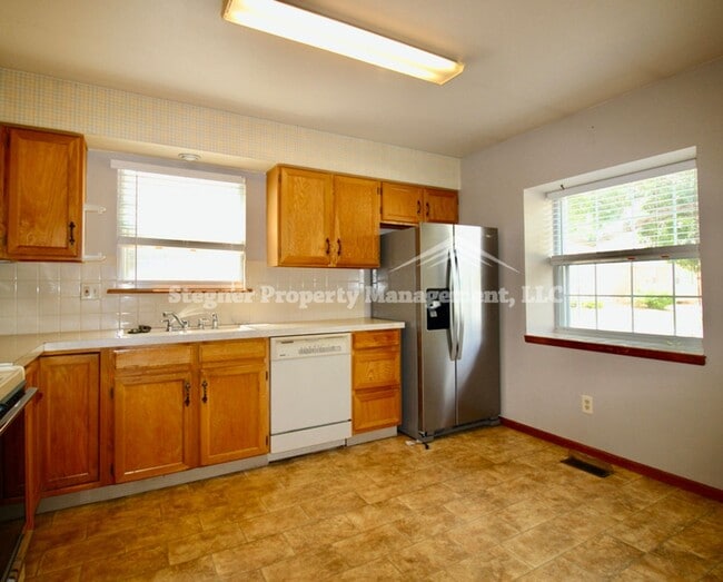 Building Photo - Great Home in Greeley
