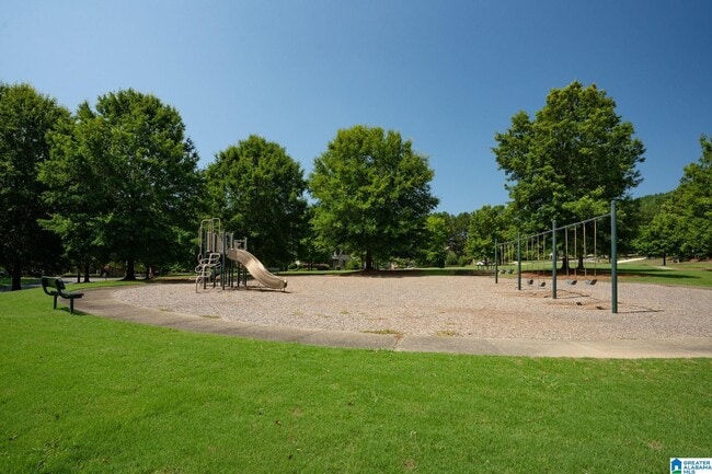 Building Photo - 2029 Eaton Pl