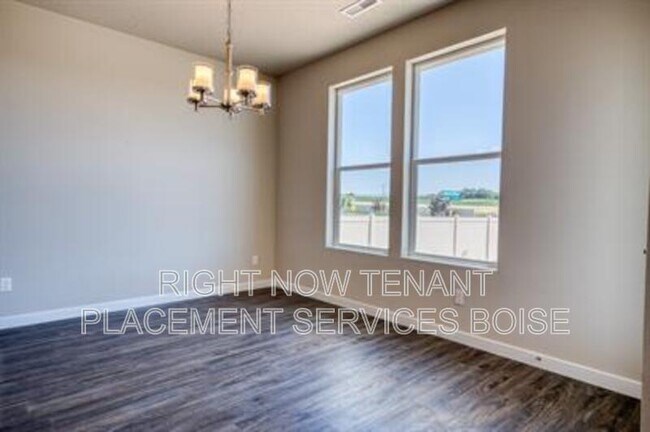 Building Photo - 6818 S Catfish Creek Ave