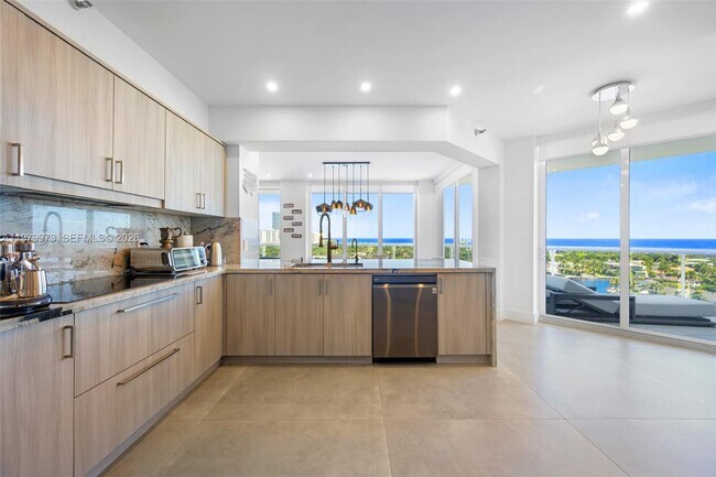 Building Photo - 3802 NE 207th St