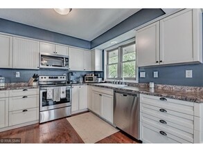 Building Photo - 14684 Cove Ave SE