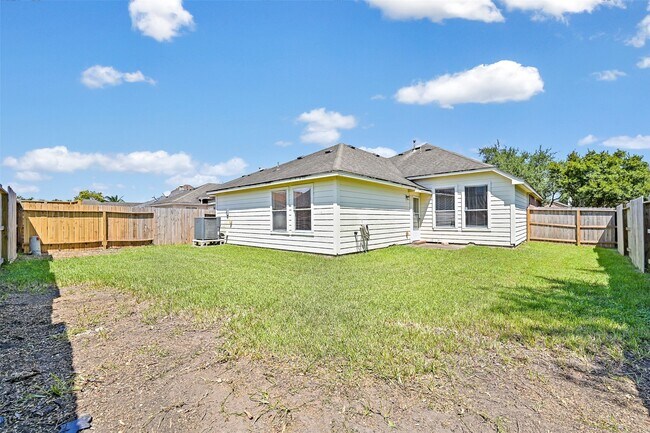 Building Photo - 3258 Gladewater Ln