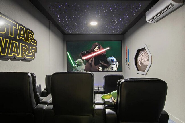 Building Photo - 4761 Kings Castle Cir