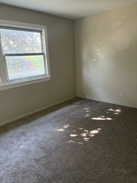 Building Photo - 33569 Berville Ct