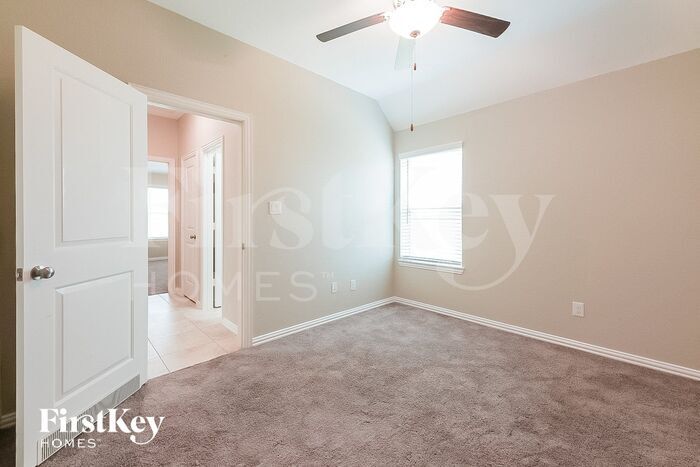Building Photo - 4334 Parkview Terrace Ln