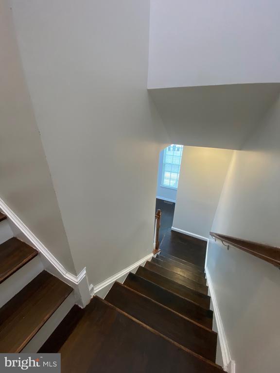 Building Photo - 219 Staysail Drive