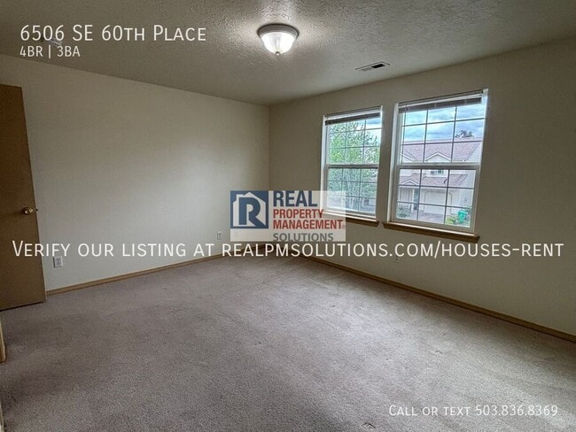 Building Photo - 6506 SE 60th Pl