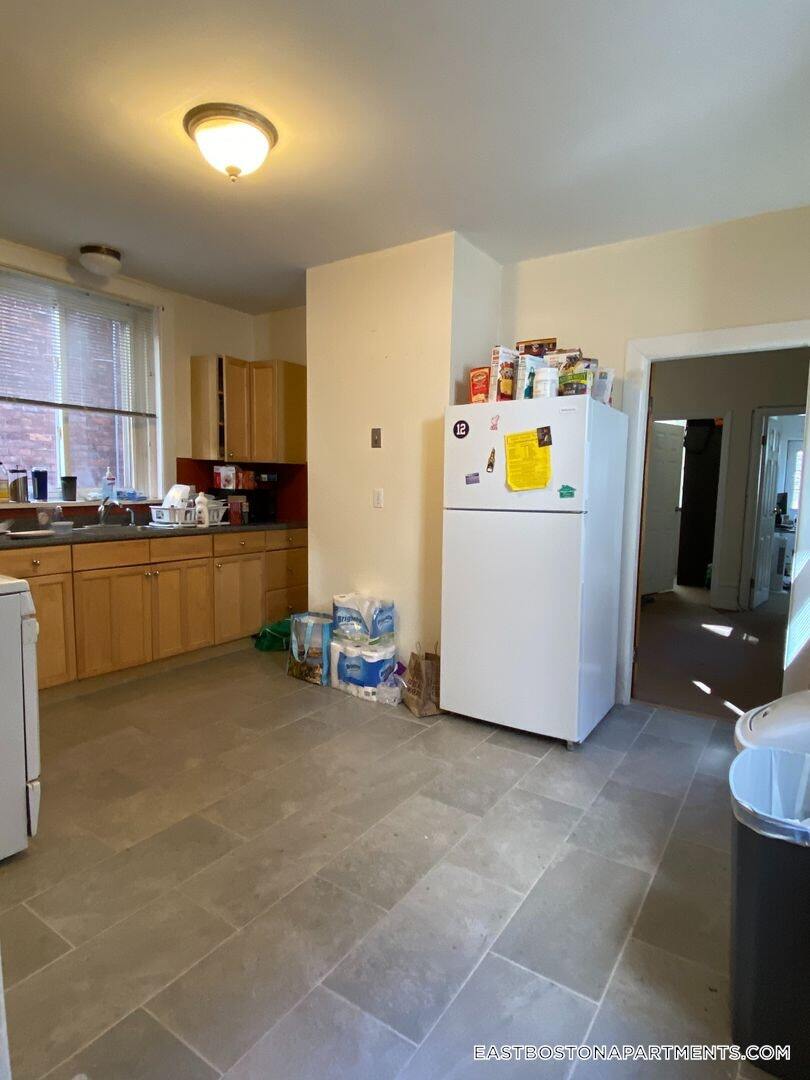 Building Photo - 59 Lubec St