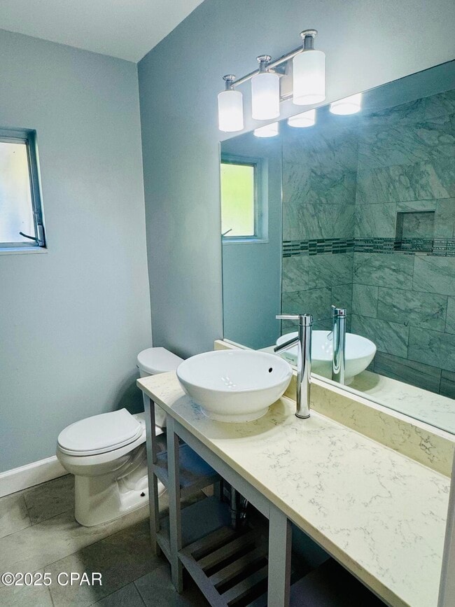 Building Photo - 1606 Fairland Ave