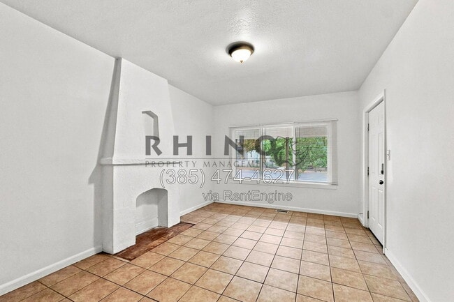 Building Photo - 926 Binford St