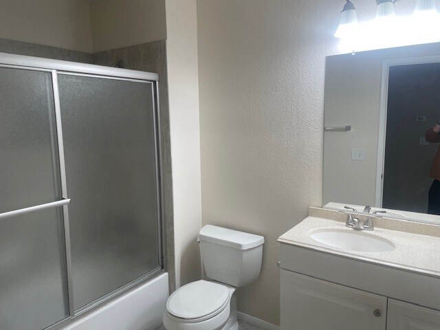 Building Photo - 2825 S Swallow Point Cir