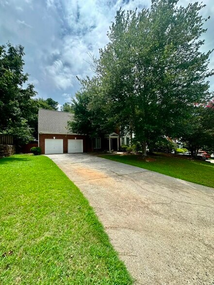 Building Photo - 1023 Tanners Point Dr