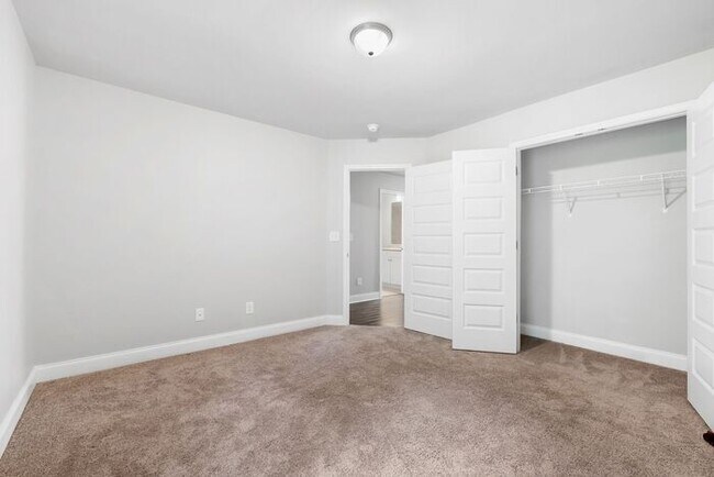 Building Photo - 6065 Arbor Knoll Pl