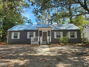 Building Photo - 8 Hibiscus Ave