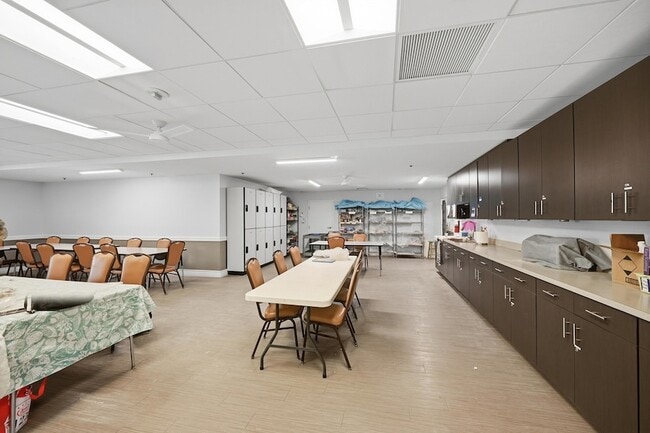 Building Photo - 5195 Europa Dr