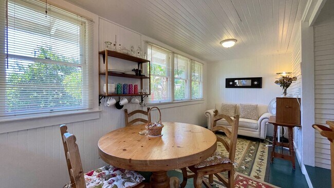 Building Photo - FURNISHED 1 Bedroom Downtown SLO, Utilities Included