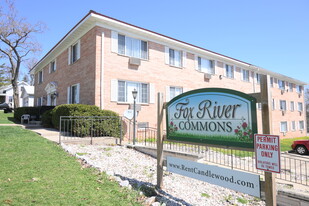 Building Photo - Fox River Commons