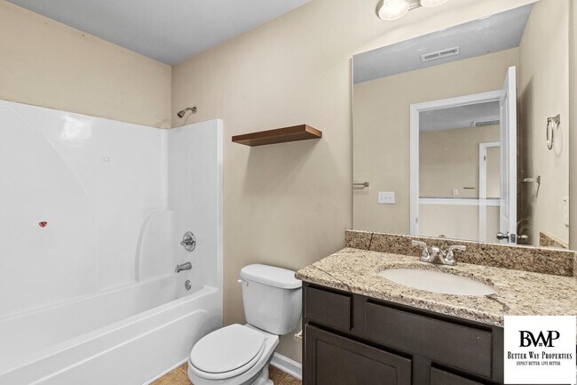 Building Photo - 11 Belhaven Dr