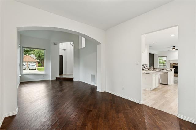 Building Photo - 3605 Tinsdale Dr