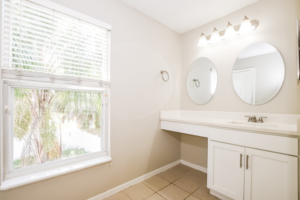 Building Photo - 1097 Amanda Kay Cir