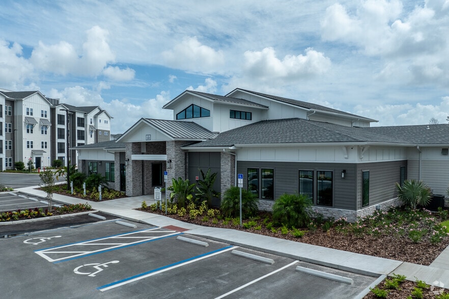 Clubhouse Entrance - Integra Village at Tymber Creek
