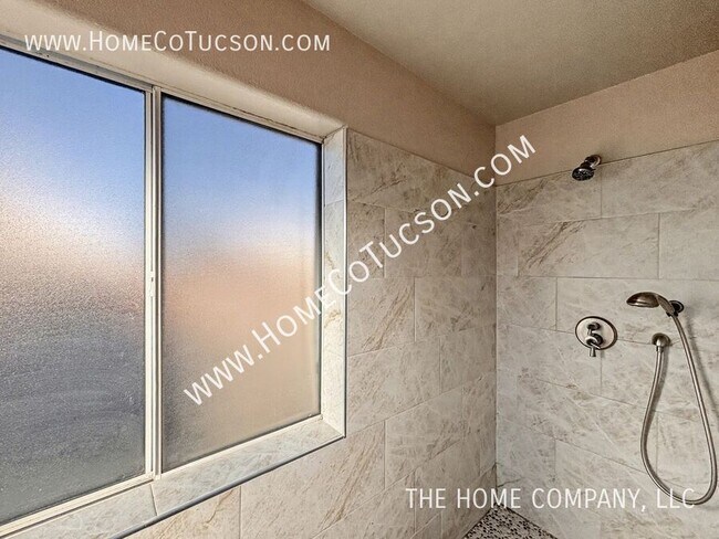 Building Photo - 2314 Silvergate Pl