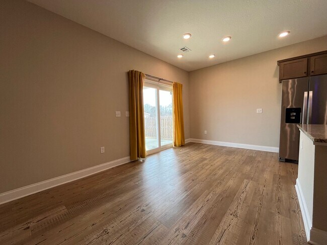 Building Photo - New Home in Smiths Station