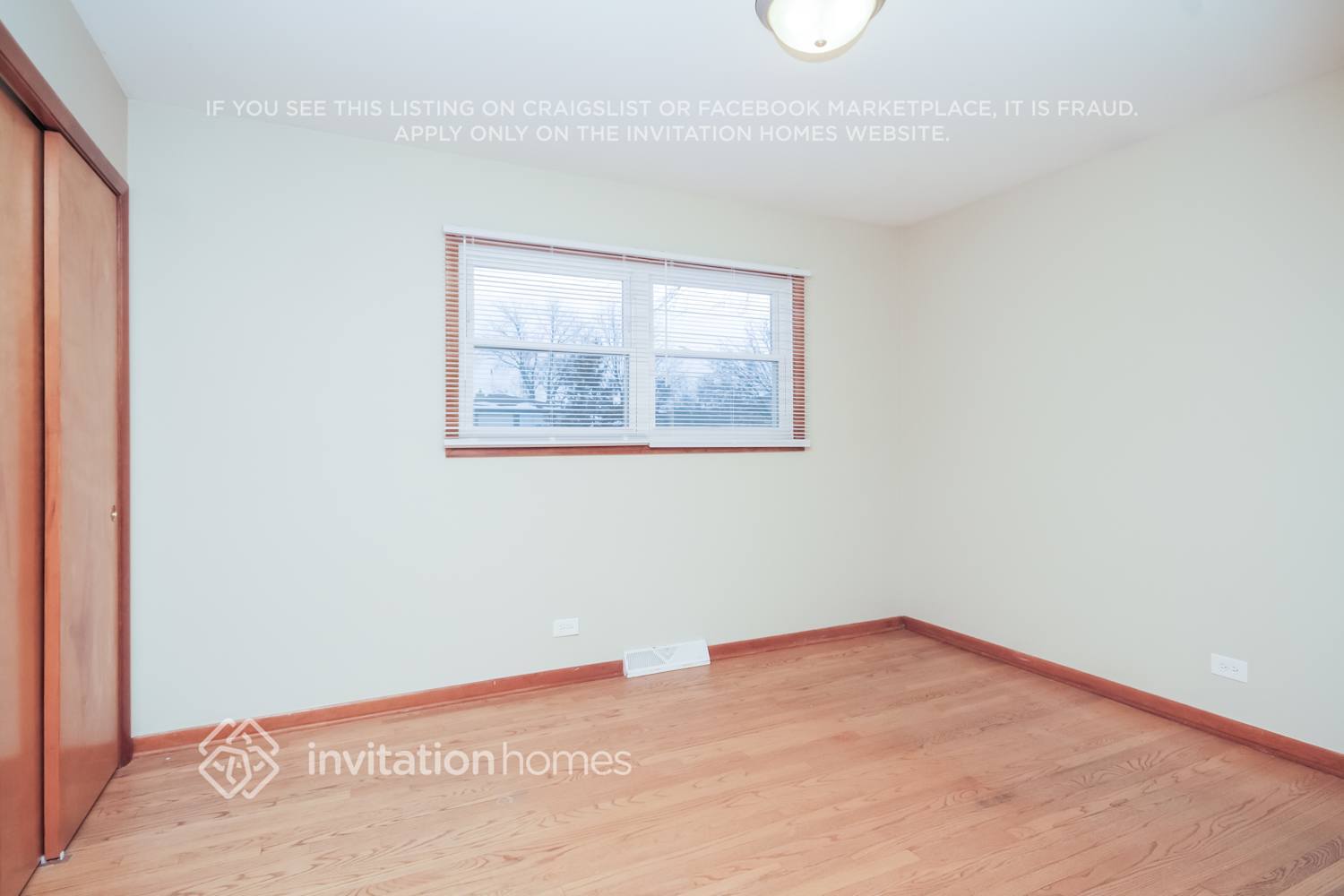 Building Photo - 150 E Winthrop Ave