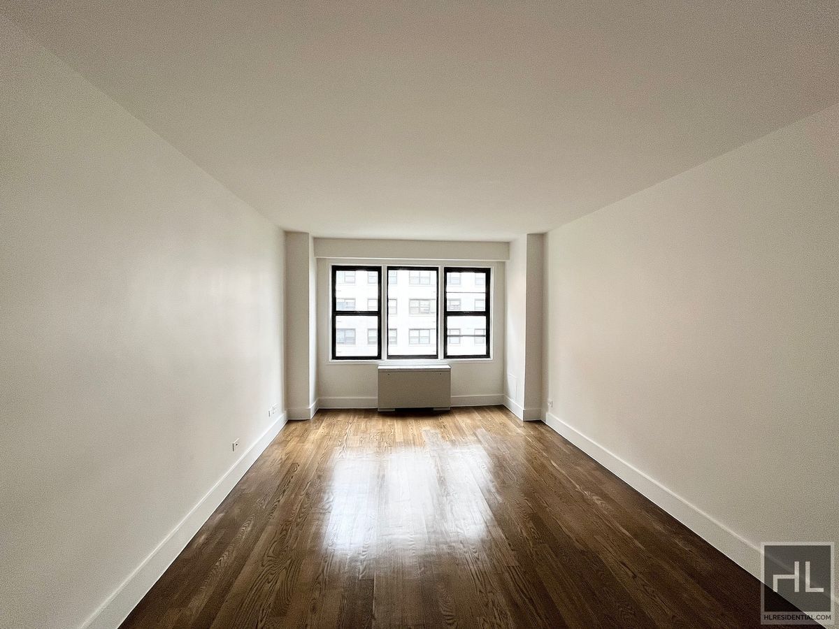 Building Photo - EAST 63 STREET / Spacious Sunlit 1-Bed 1-B...